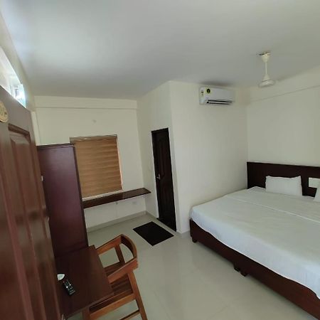 Masterkey Deluxe Rooms Коччи Экстерьер фото