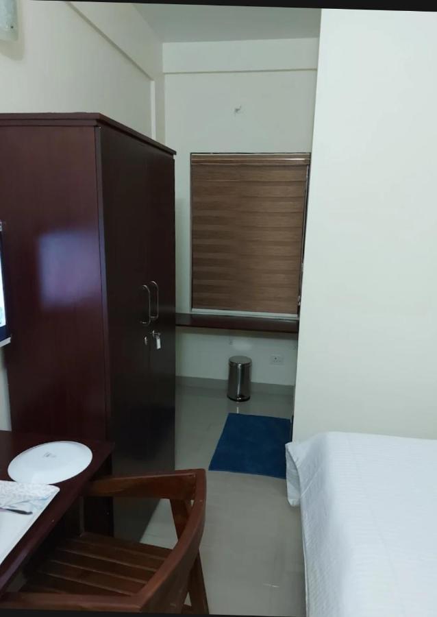 Masterkey Deluxe Rooms Коччи Экстерьер фото